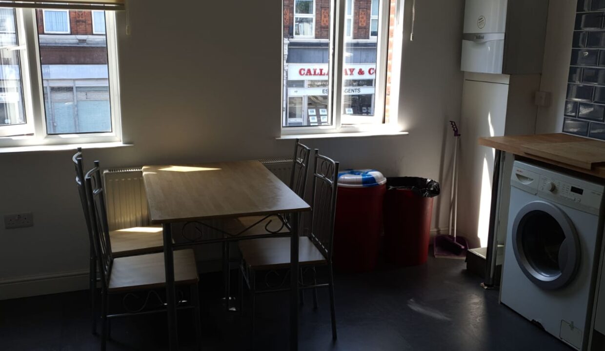 Double Room – Great Transport Links | Bills Included | N15 5RN