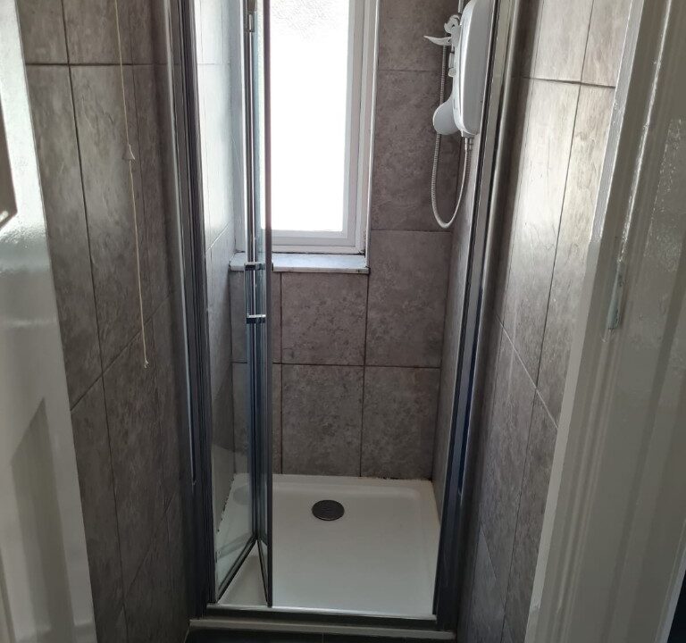 Modern Double room for rent in London