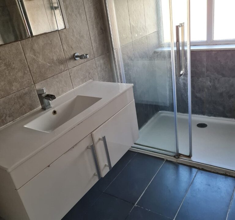 Double room for rent in London – Fully Furnished