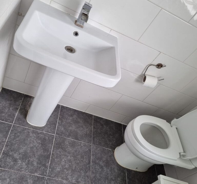 Cheap double room for rent in London