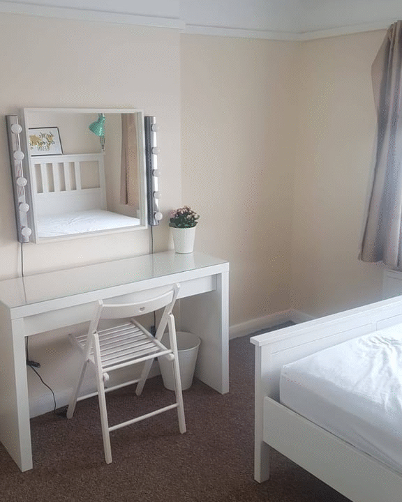Double room for rent in London – Fully Furnished