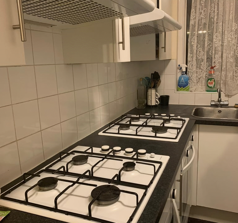 Double room for rent in London – Fully Furnished