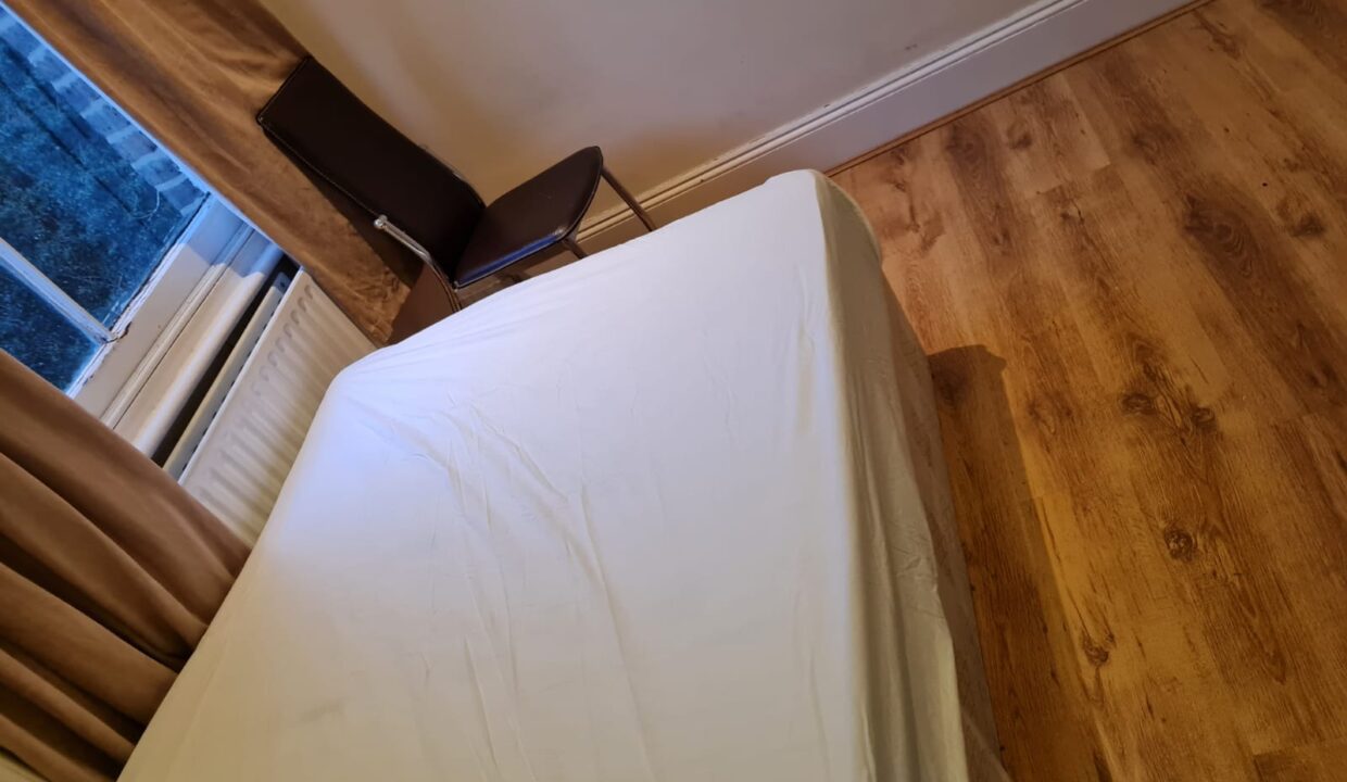 Double Room – Great Transport Links | Bills Included | N15 5RN