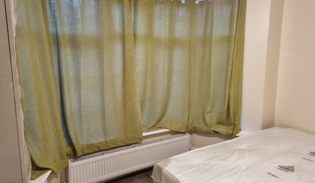 En-suite room for rent in London – Fully Furnished