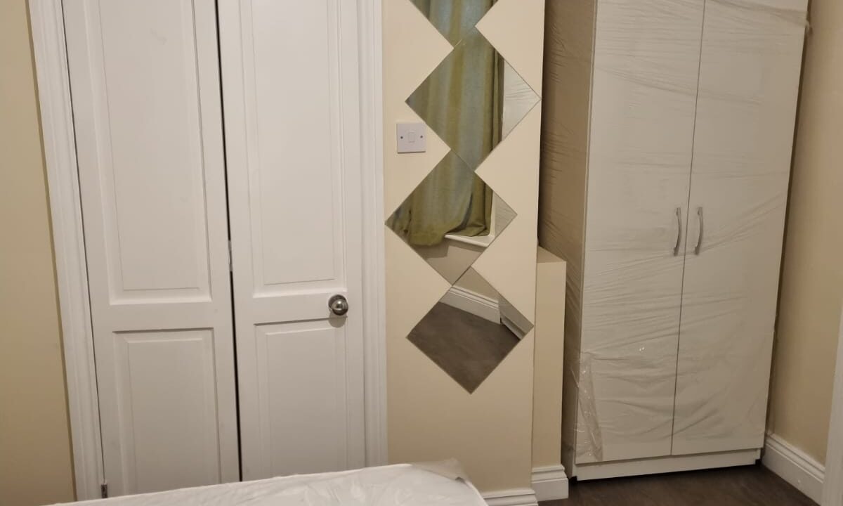 En-suite room for rent in London – Fully Furnished