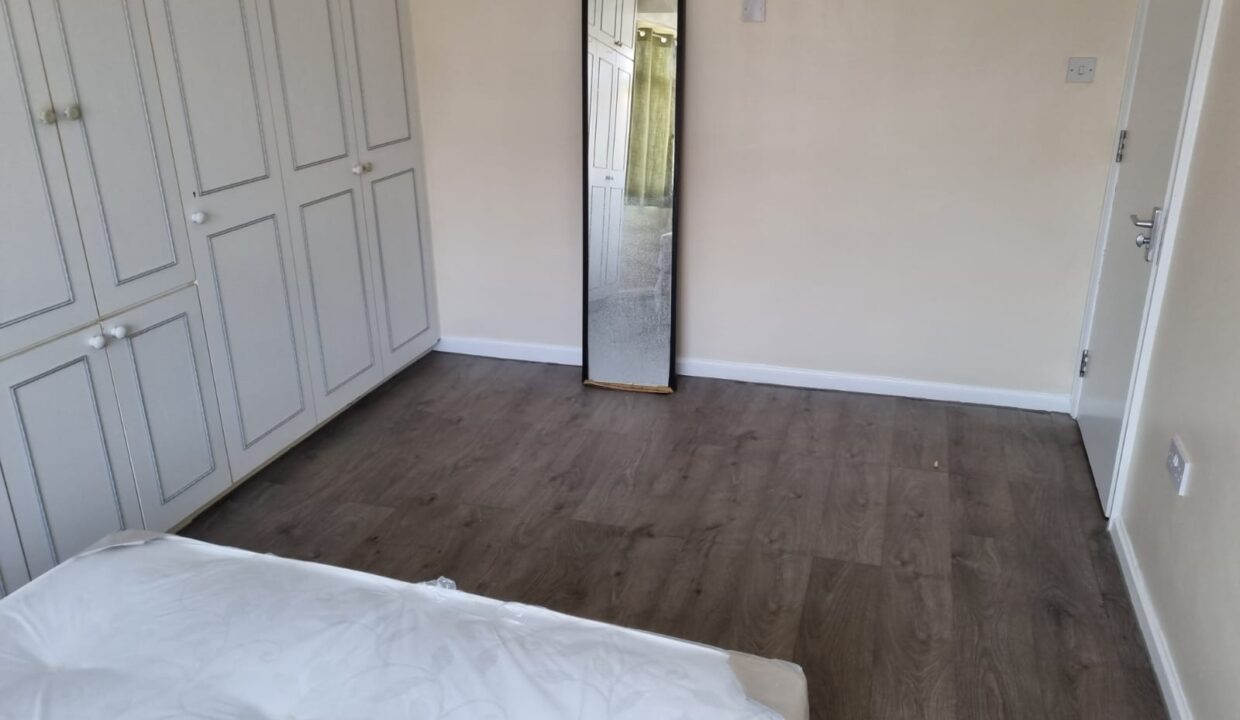 En-suite room for rent in London – Fully Furnished