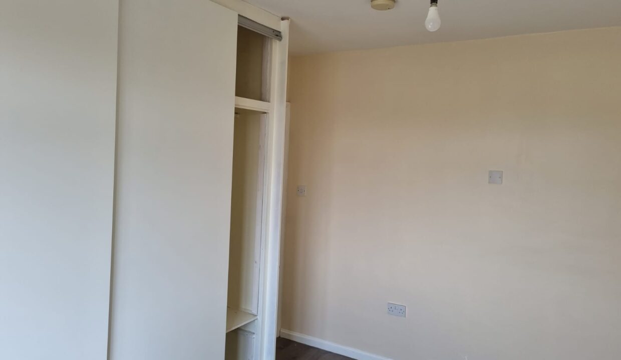 Double room for rent in London – Fully Furnished