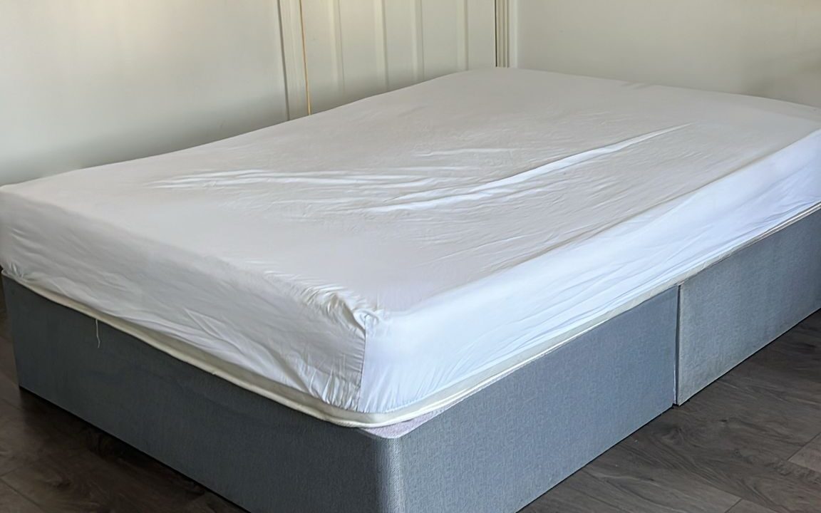 Cheap double room for rent in London