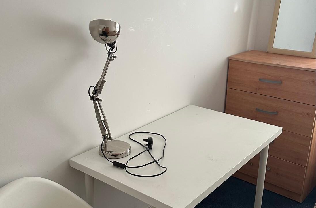 Cheap double room for rent in London