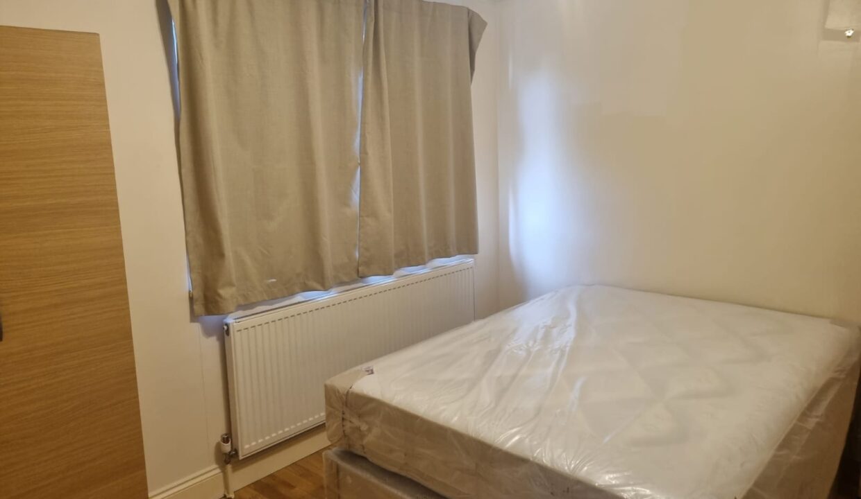 Modern Double room for rent in London