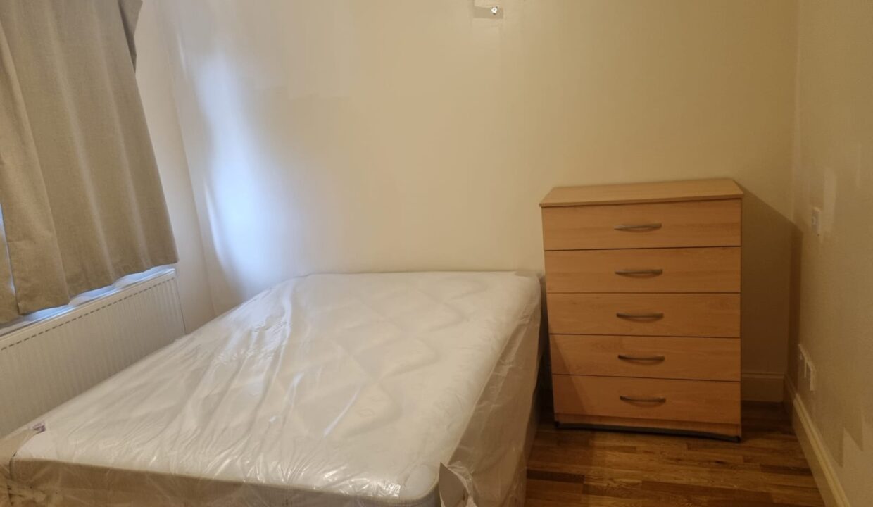 Modern Double room for rent in London