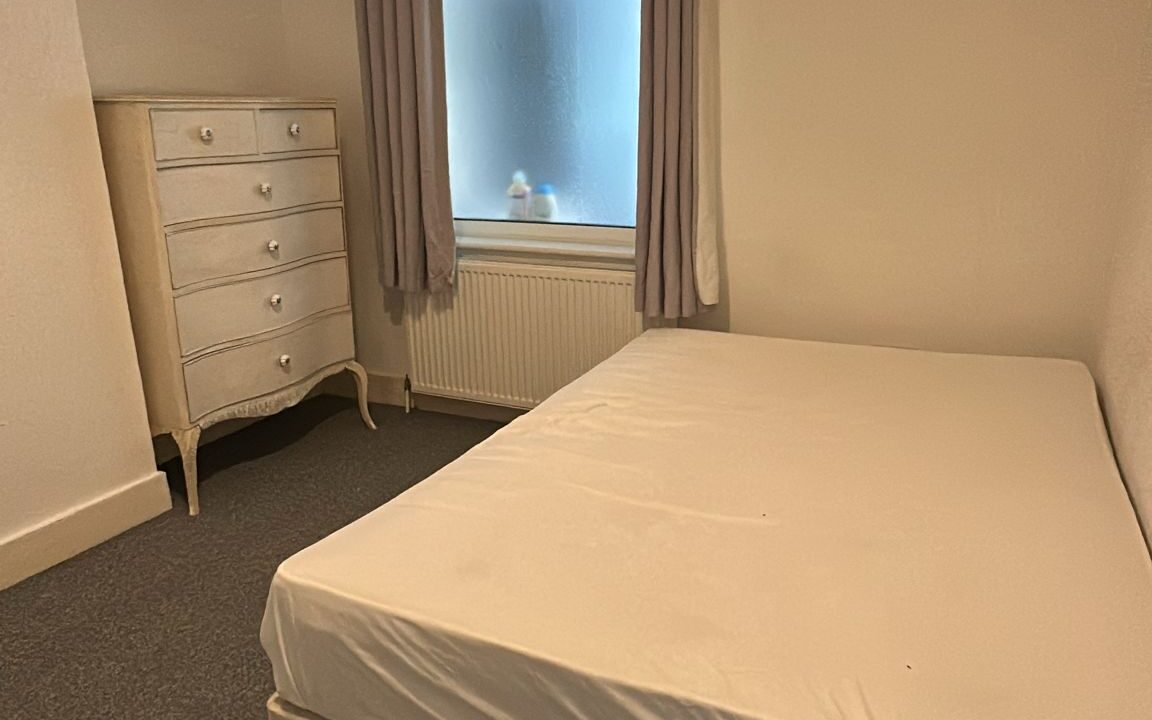 Affordable Double room for rent in London