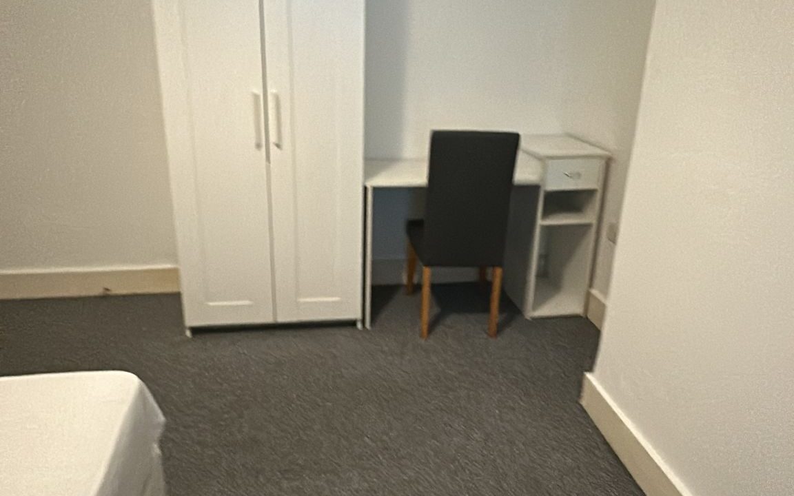 Modern Double room for rent in London