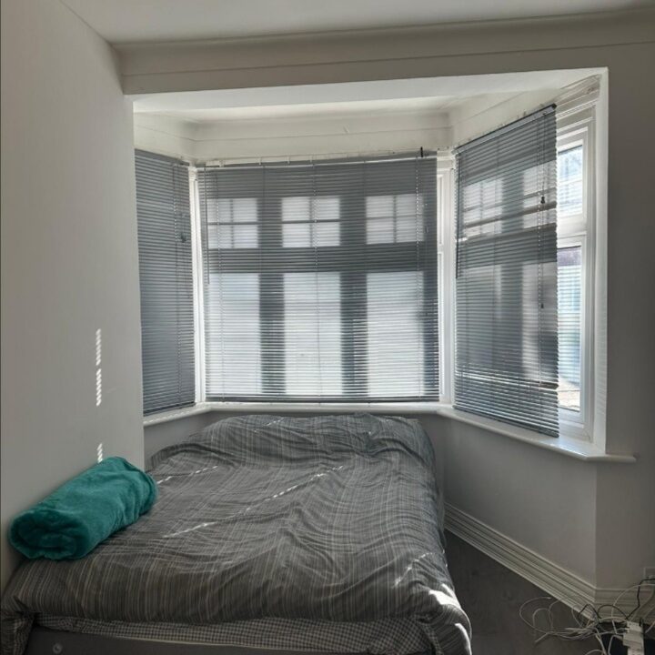 Modern Double room for rent in London