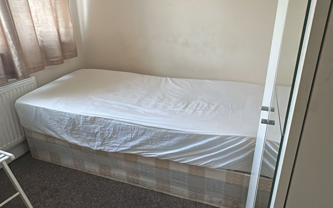 Affordable Double room for rent in London