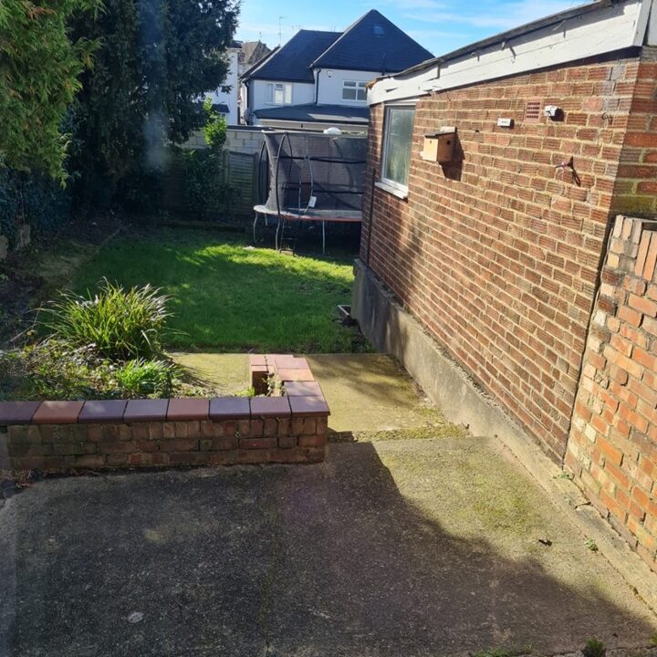 Double room for rent in London – Fully Furnished