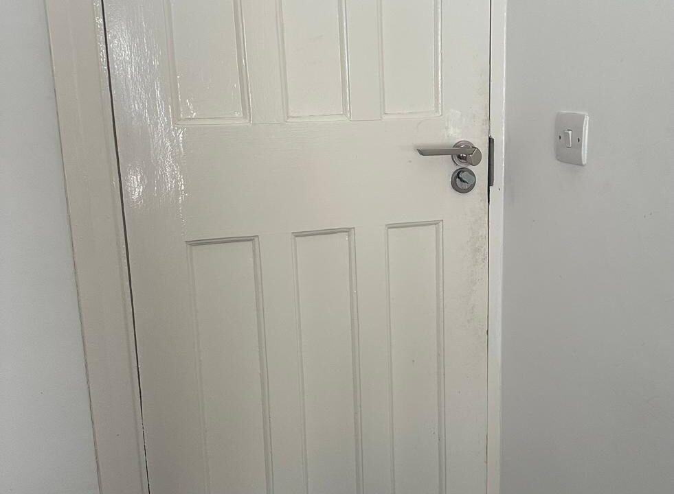 Cheap double room for rent in London